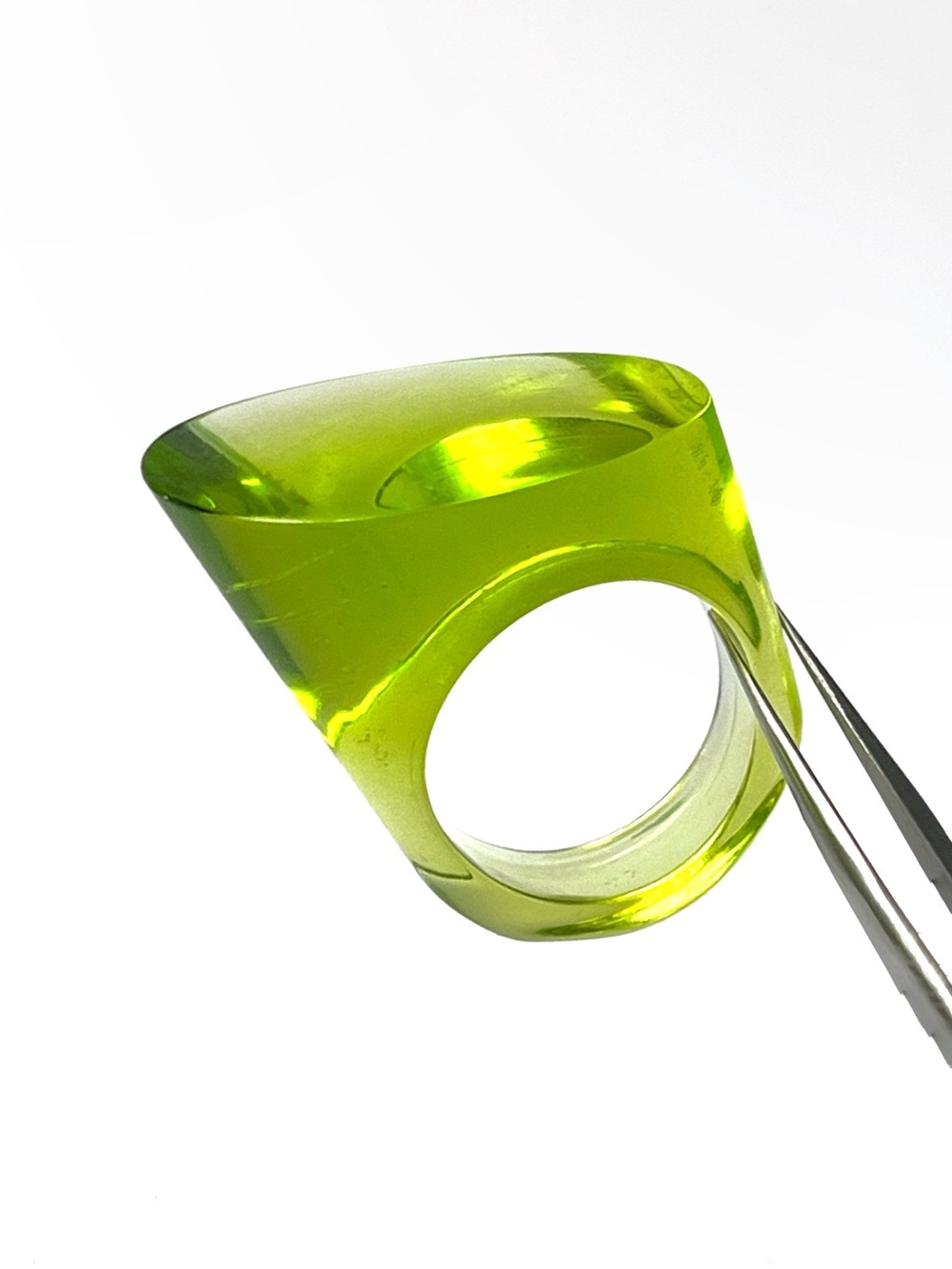 Vintage Lucite Ring Chunky Slanted Hi Oval Kiwi Celery Green Statement Acrylic
